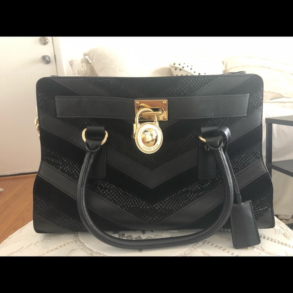 Michael Kors Hamilton black satchel suede python - Picture 7 of 8